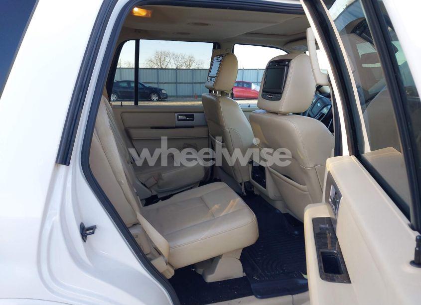 Photo 8 of 2015 Ford Expedition LIMITED (VIN 1FMJU1KT9FEF09520)