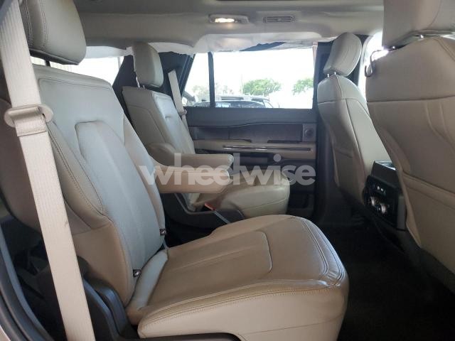 Photo 8 of 2019 FORD EXPEDITION LIMITED N/A (VIN 1FMJU1KT9KEA67882)