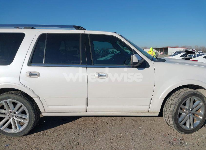 Photo 13 of 2017 Ford Expedition LIMITED (VIN 1FMJU1KTXHEA04962)