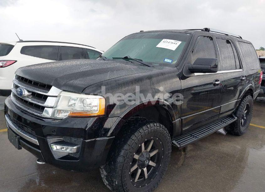 Photo 2 of 2017 Ford Expedition LIMITED (VIN 1FMJU1KTXHEA11636)