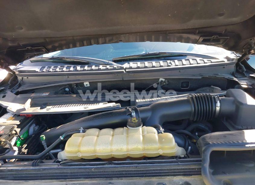 Photo 10 of 2019 Ford Expedition LIMITED (VIN 1FMJU1KTXKEA08744)