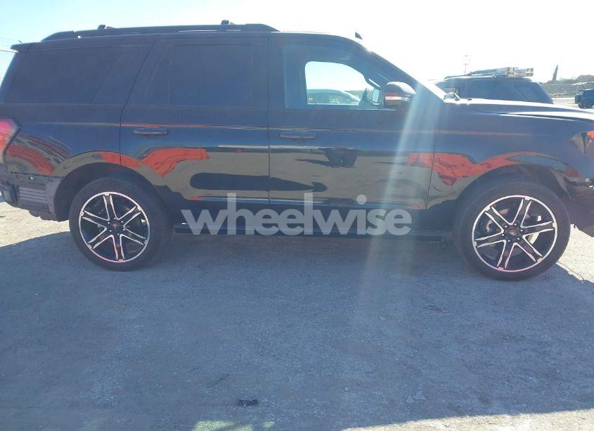 Photo 14 of 2019 Ford Expedition LIMITED (VIN 1FMJU1KTXKEA08744)