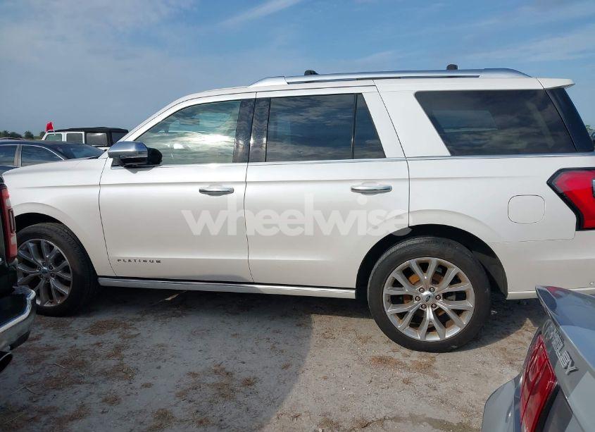 Photo 14 of 2018 Ford Expedition PLATINUM (VIN 1FMJU1LT3JEA51867)