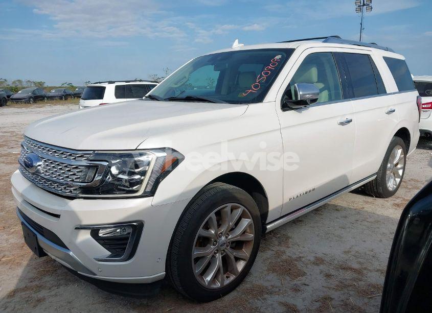 Photo 2 of 2018 Ford Expedition PLATINUM (VIN 1FMJU1LT3JEA51867)