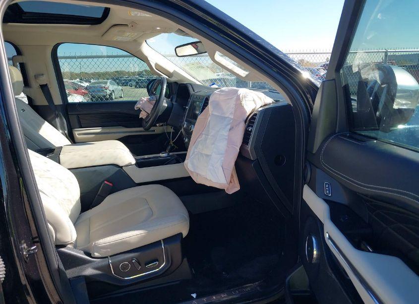 Photo 5 of 2020 Ford Expedition PLATINUM (VIN 1FMJU1LT3LEA92180)