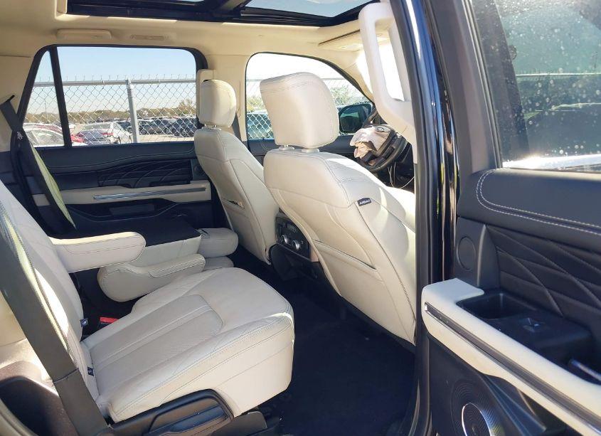 Photo 8 of 2020 Ford Expedition PLATINUM (VIN 1FMJU1LT3LEA92180)