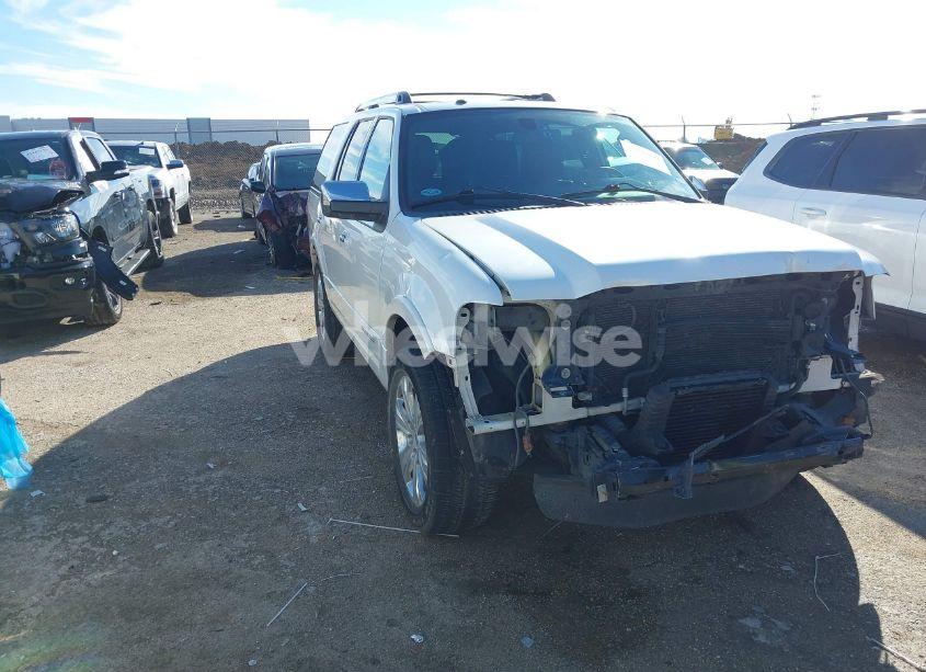 2015 Ford Expedition PLATINUM (VIN 1FMJU1LT5FEF39404) main photo