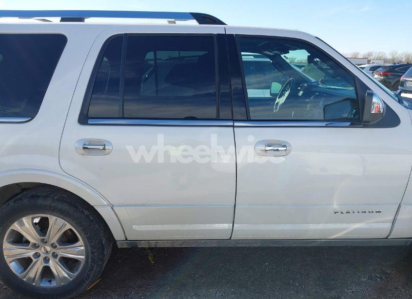 Photo 13 of 2015 Ford Expedition PLATINUM (VIN 1FMJU1LT5FEF39404)