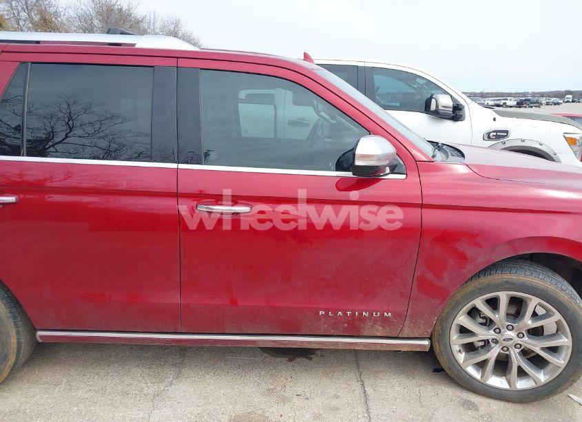 Photo 13 of 2018 Ford Expedition PLATINUM (VIN 1FMJU1LTXJEA15495)