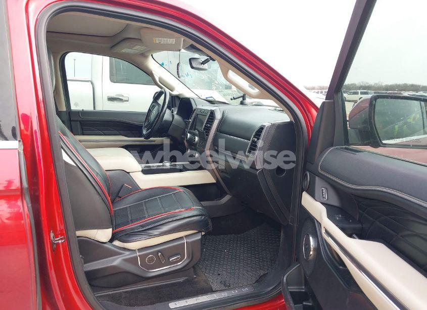 Photo 5 of 2018 Ford Expedition PLATINUM (VIN 1FMJU1LTXJEA15495)