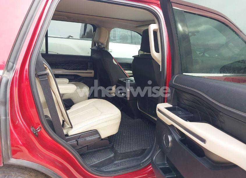 Photo 8 of 2018 Ford Expedition PLATINUM (VIN 1FMJU1LTXJEA15495)