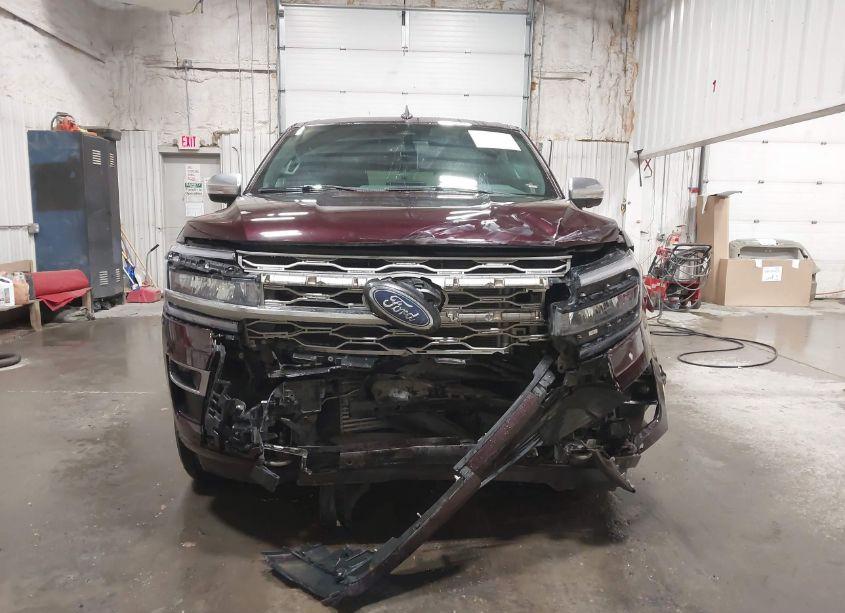Photo 13 of 2023 Ford Expedition PLATINUM (VIN 1FMJU1M81PEA18627)