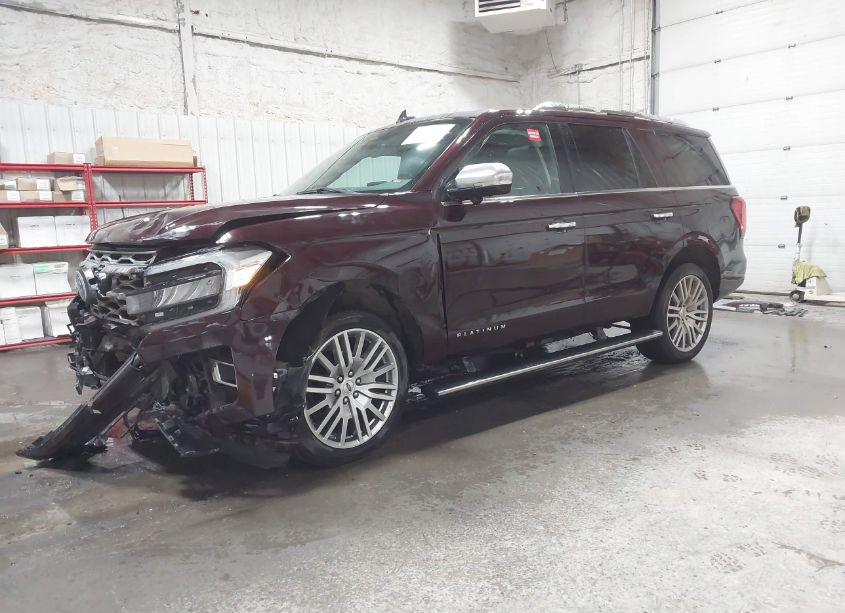 Photo 2 of 2023 Ford Expedition PLATINUM (VIN 1FMJU1M81PEA18627)