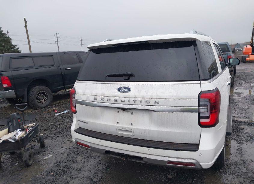 Photo 16 of 2023 Ford Expedition PLATINUM (VIN 1FMJU1M88PEA05387)