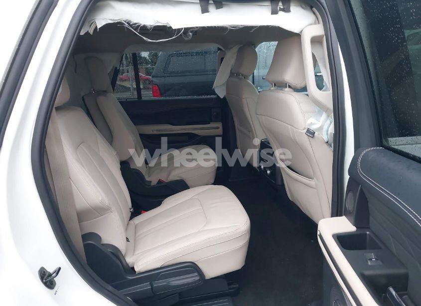 Photo 8 of 2023 Ford Expedition PLATINUM (VIN 1FMJU1M88PEA05387)