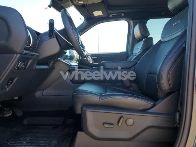 Photo 8 of 2025 FORD EXPEDITION PLATINUM N/A (VIN 1FMJU1M88SEA06564)