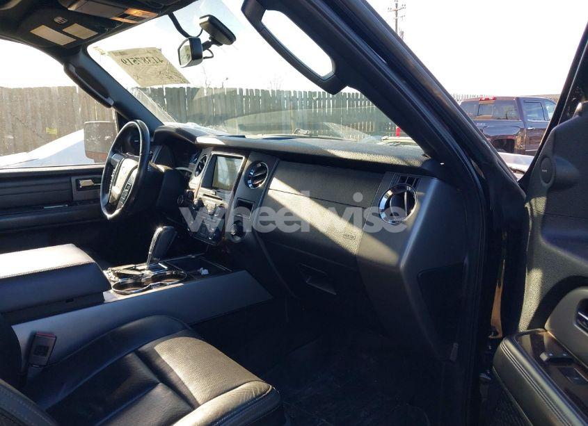 Photo 5 of 2016 Ford Expedition PLATINUM (VIN 1FMJU1MT0GEF51878)