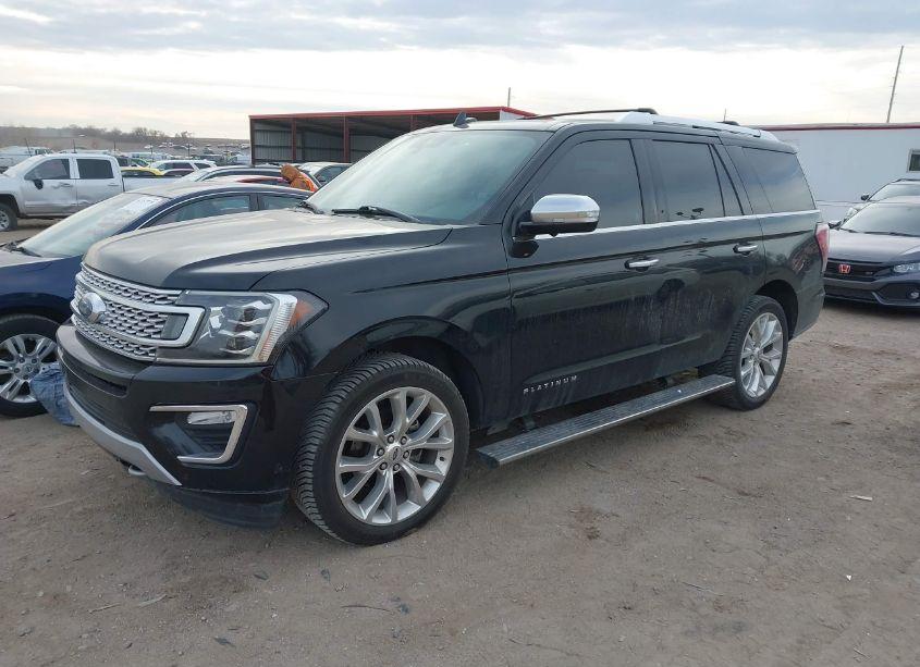 Photo 2 of 2018 Ford Expedition PLATINUM (VIN 1FMJU1MT0JEA07565)