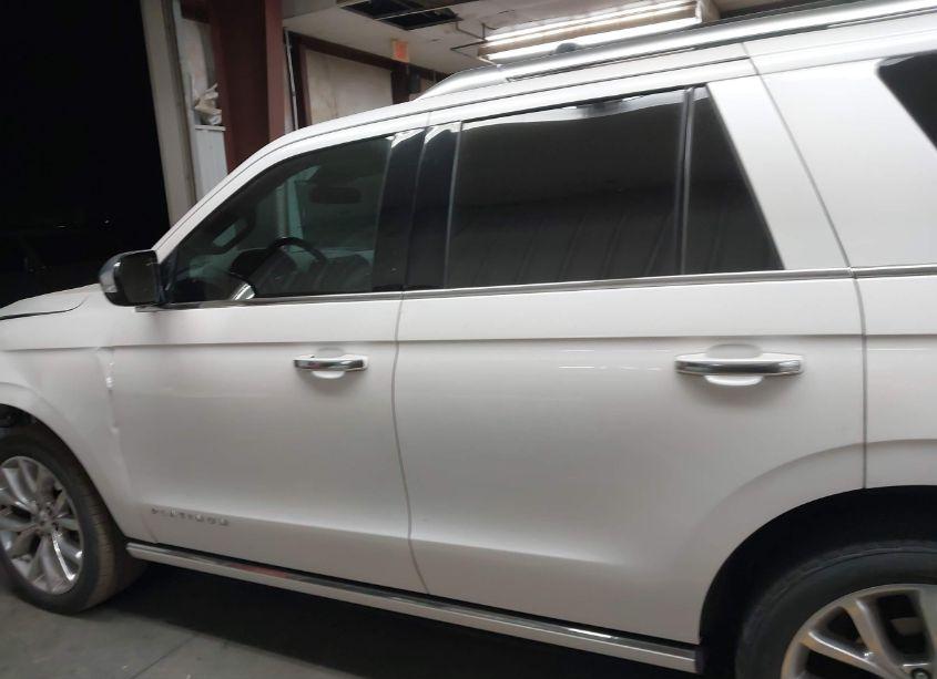 Photo 14 of 2018 Ford Expedition PLATINUM (VIN 1FMJU1MT0JEA13964)