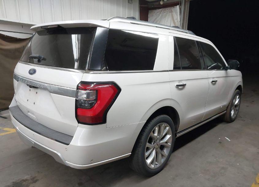 Photo 4 of 2018 Ford Expedition PLATINUM (VIN 1FMJU1MT0JEA13964)