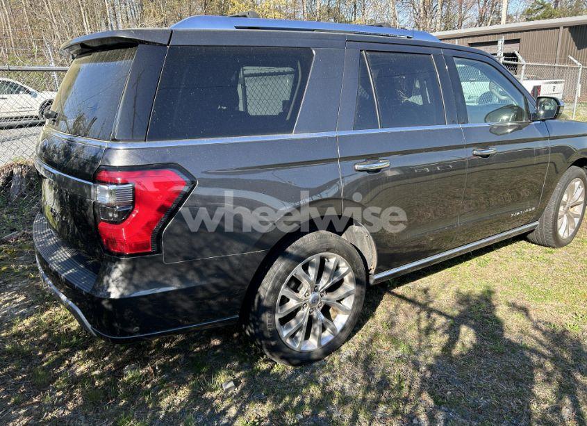 Photo 4 of 2018 Ford Expedition (VIN 1FMJU1MT0JEA54725)