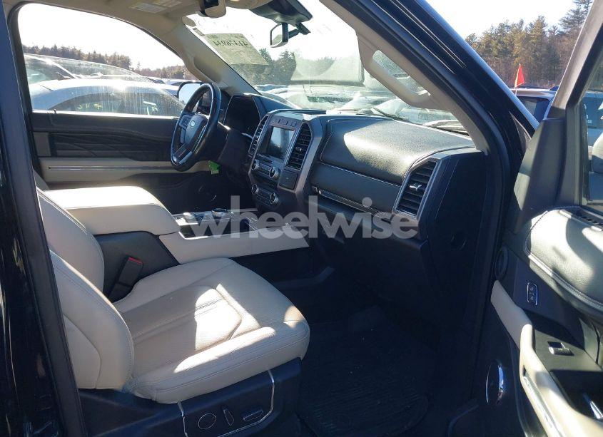 Photo 5 of 2018 Ford Expedition PLATINUM (VIN 1FMJU1MT1JEA68567)