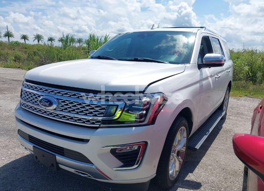 Photo 2 of 2019 Ford Expedition PLATINUM (VIN 1FMJU1MT1KEA08323)