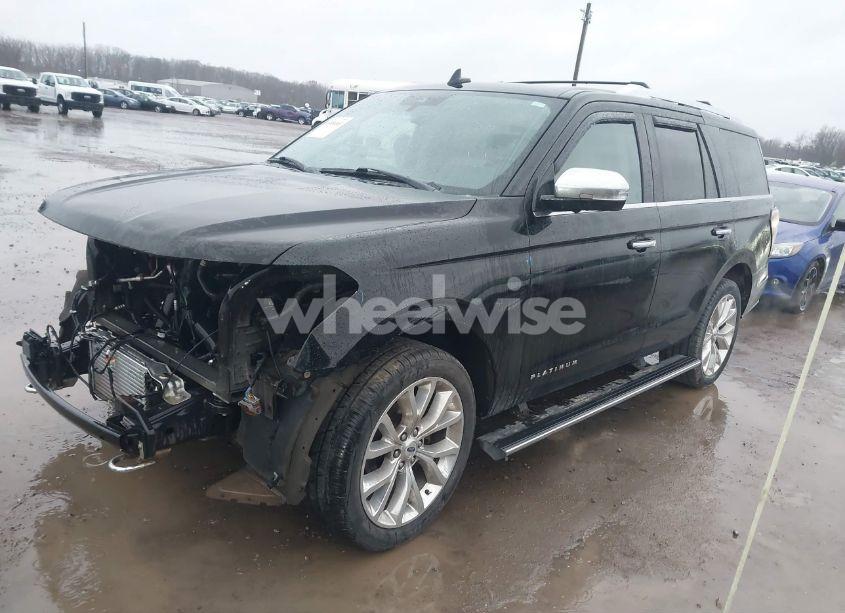Photo 2 of 2018 Ford Expedition PLATINUM (VIN 1FMJU1MT2JEA16459)