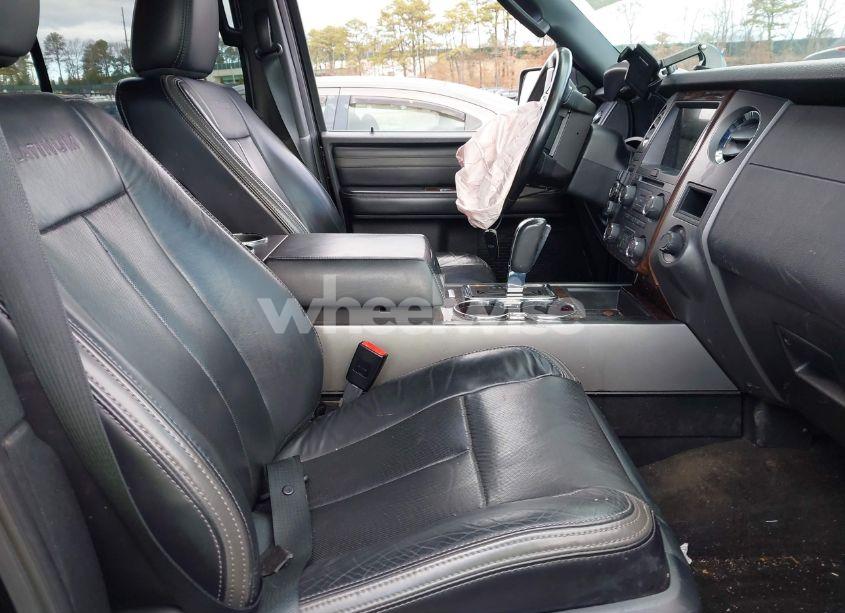Photo 5 of 2017 Ford Expedition PLATINUM (VIN 1FMJU1MT3HEA15489)