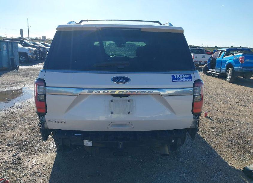 Photo 16 of 2019 Ford Expedition PLATINUM (VIN 1FMJU1MT3KEA03818)