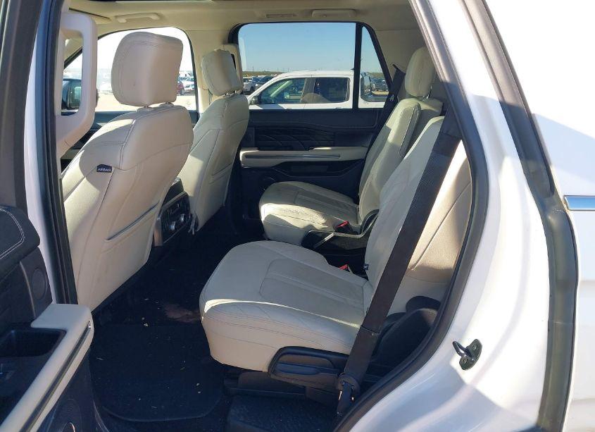 Photo 8 of 2019 Ford Expedition PLATINUM (VIN 1FMJU1MT3KEA03818)