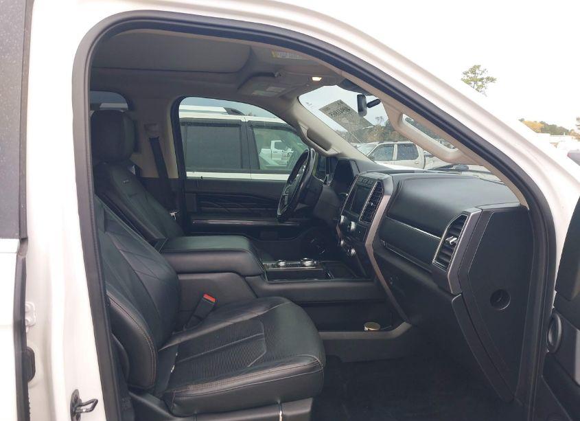 Photo 5 of 2018 Ford Expedition PLATINUM (VIN 1FMJU1MT4JEA17273)
