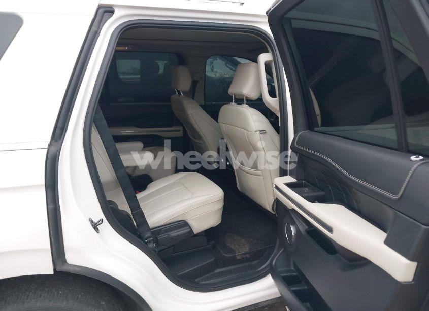 Photo 8 of 2019 Ford Expedition PLATINUM (VIN 1FMJU1MT6KEA09998)