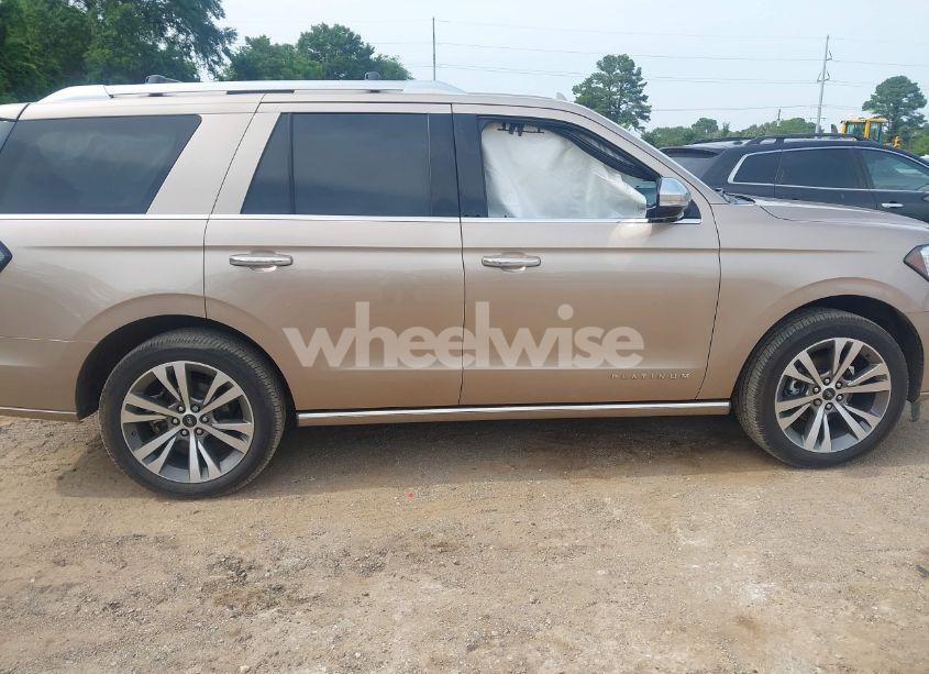 Photo 13 of 2020 Ford Expedition PLATINUM (VIN 1FMJU1MT6LEA51900)