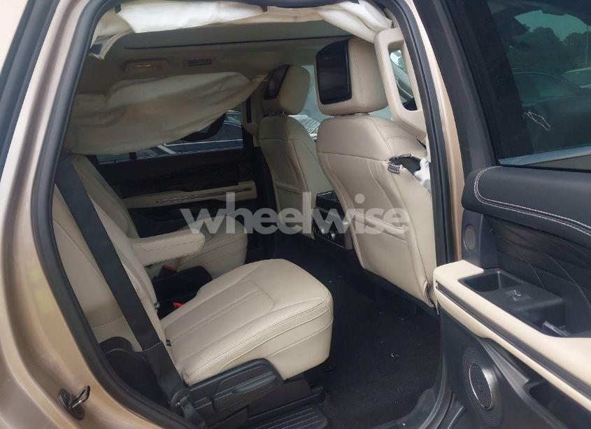 Photo 8 of 2020 Ford Expedition PLATINUM (VIN 1FMJU1MT6LEA51900)