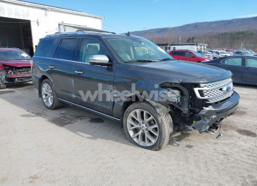 2018 Ford Expedition PLATINUM (VIN 1FMJU1MT8JEA50020) main photo