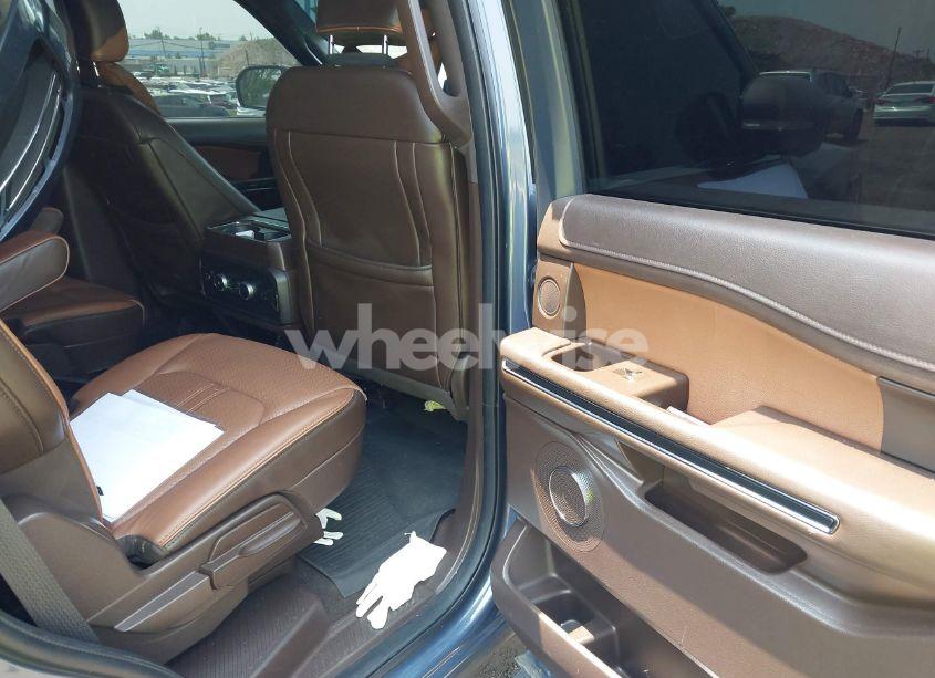 Photo 8 of 2022 Ford Expedition KING RANCH (VIN 1FMJU1PT0NEA13688)