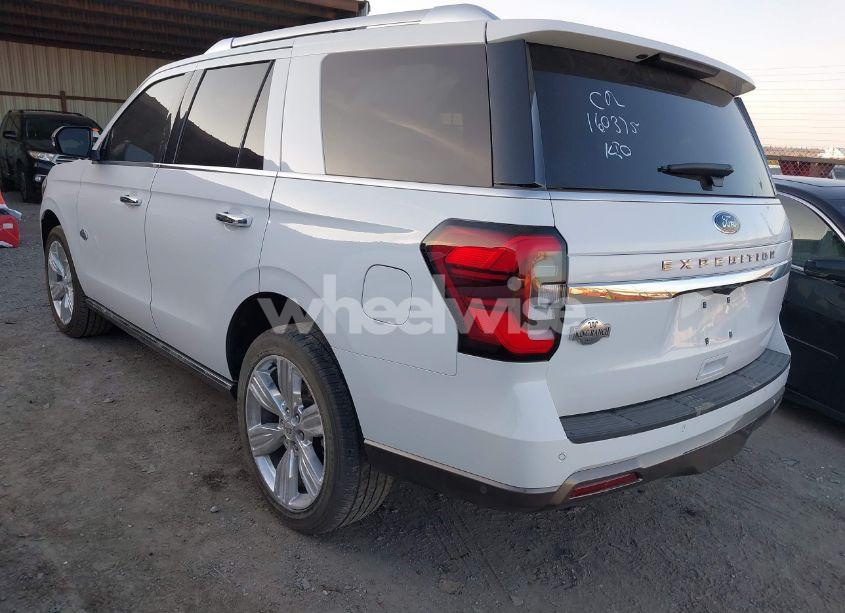 Photo 3 of 2022 Ford Expedition KING RANCH (VIN 1FMJU1PT1NEA17961)