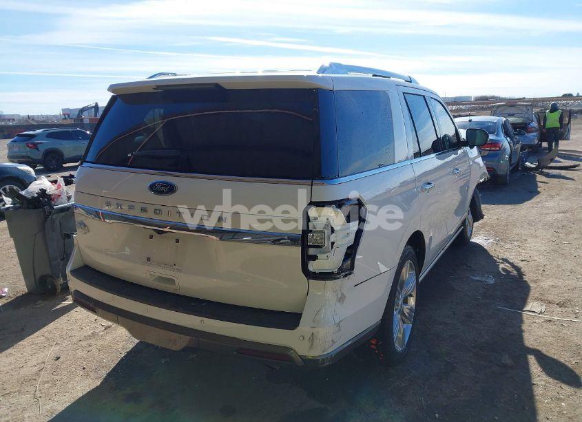 Photo 4 of 2022 Ford Expedition KING RANCH (VIN 1FMJU1PT2NEA07911)