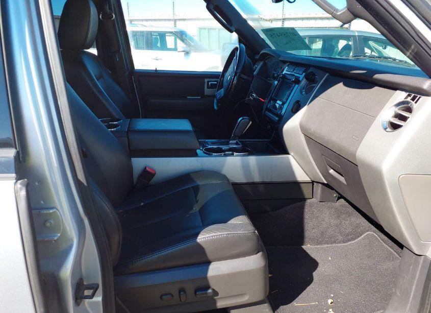 Photo 5 of 2012 Ford Expedition LIMITED (VIN 1FMJU2A50CEF39302)