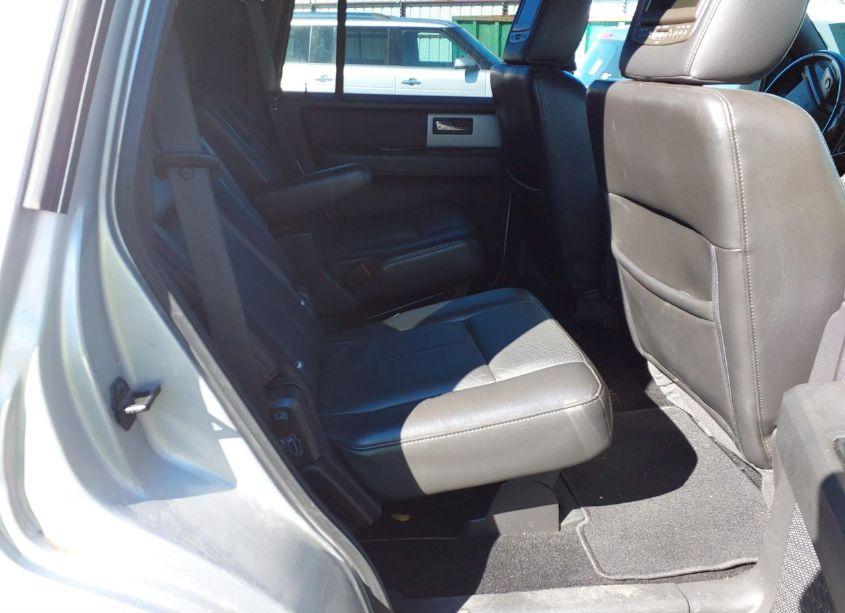Photo 8 of 2012 Ford Expedition LIMITED (VIN 1FMJU2A50CEF39302)