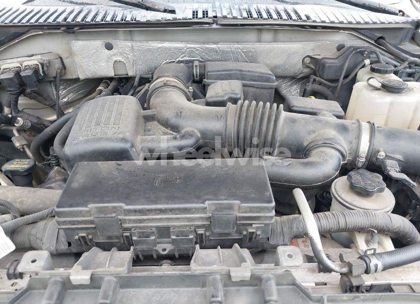 Photo 10 of 2011 Ford Expedition LIMITED (VIN 1FMJU2A51BEF19266)