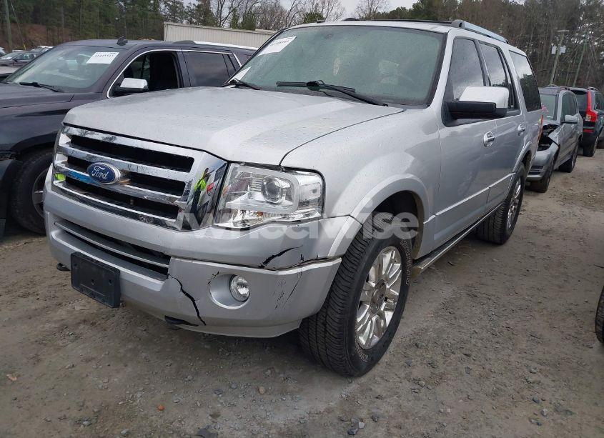Photo 2 of 2011 Ford Expedition LIMITED (VIN 1FMJU2A51BEF19266)