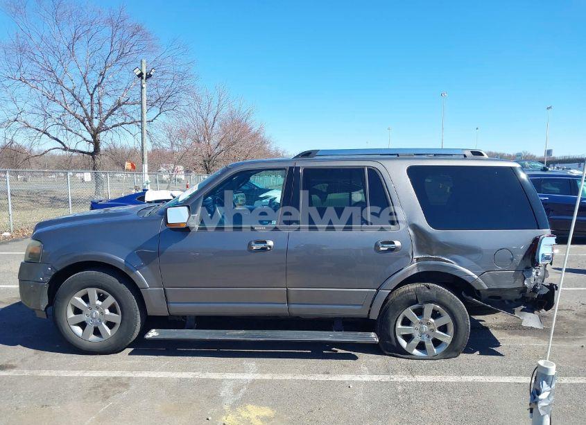 Photo 14 of 2010 Ford Expedition LIMITED (VIN 1FMJU2A52AEB63974)