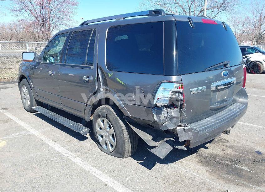 Photo 3 of 2010 Ford Expedition LIMITED (VIN 1FMJU2A52AEB63974)