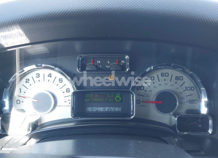 Photo 7 of 2010 Ford Expedition LIMITED (VIN 1FMJU2A52AEB63974)