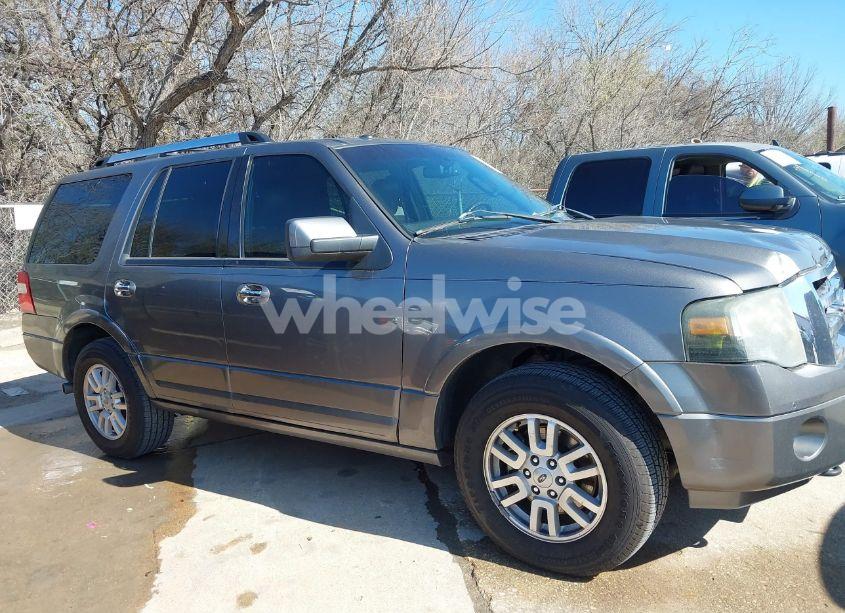 Photo 13 of 2013 Ford Expedition LIMITED (VIN 1FMJU2A52DEF02527)