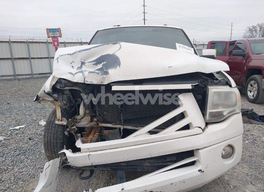 Photo 12 of 2013 Ford Expedition LIMITED (VIN 1FMJU2A52DEF56118)