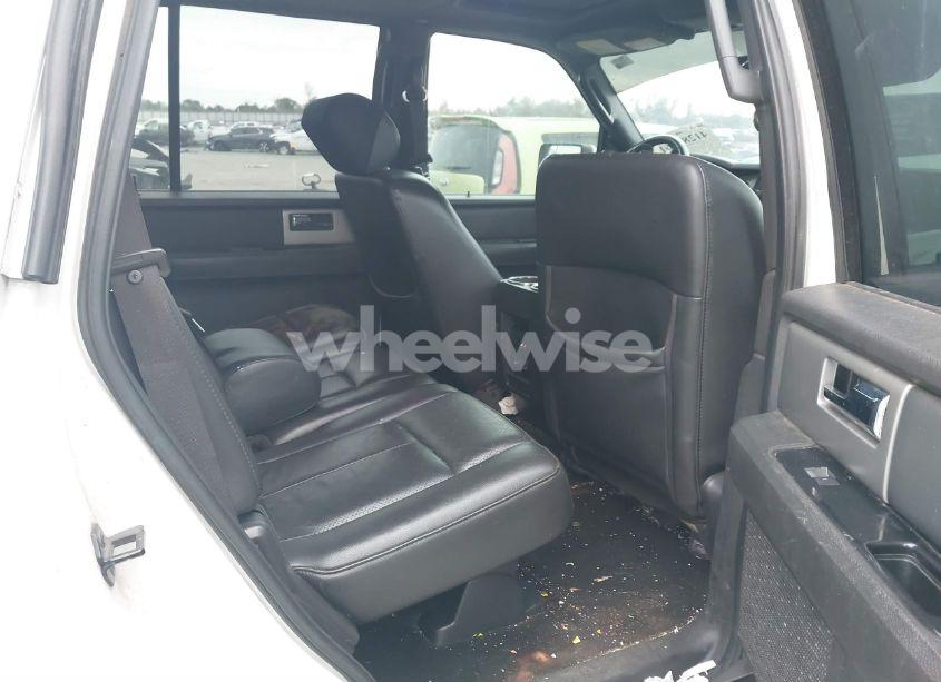 Photo 8 of 2013 Ford Expedition LIMITED (VIN 1FMJU2A52DEF56118)