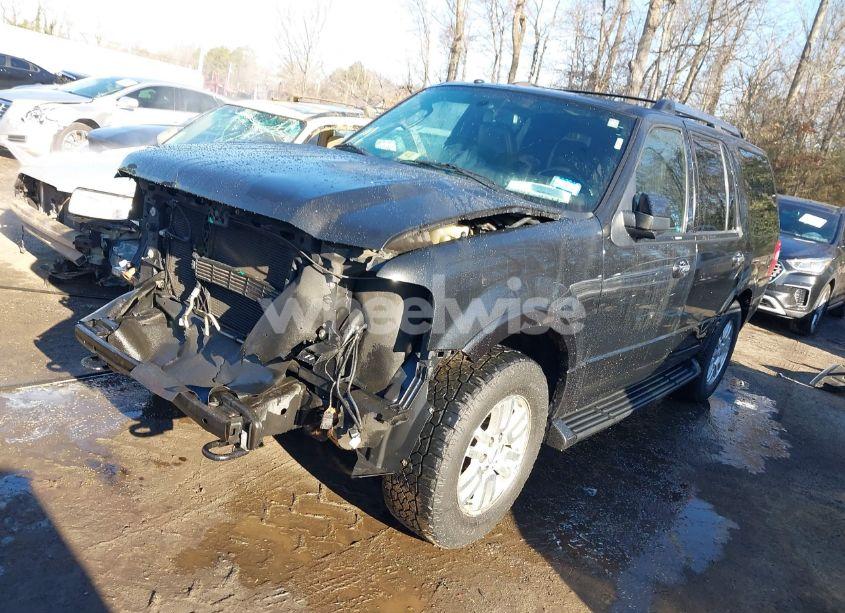 Photo 2 of 2014 Ford Expedition LIMITED (VIN 1FMJU2A52EEF51941)